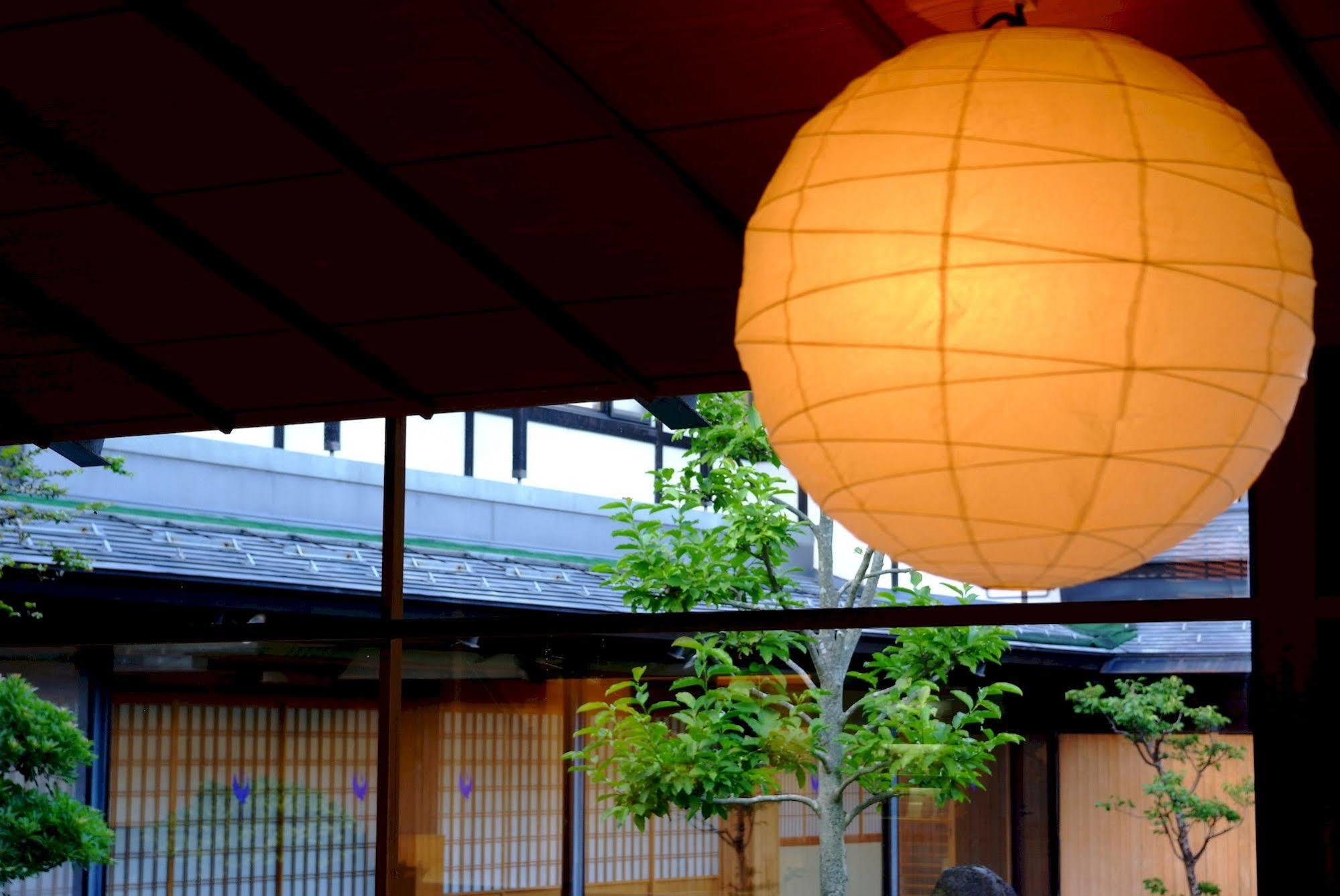 Onishiya Suishoen Toyooka  Buitenkant foto