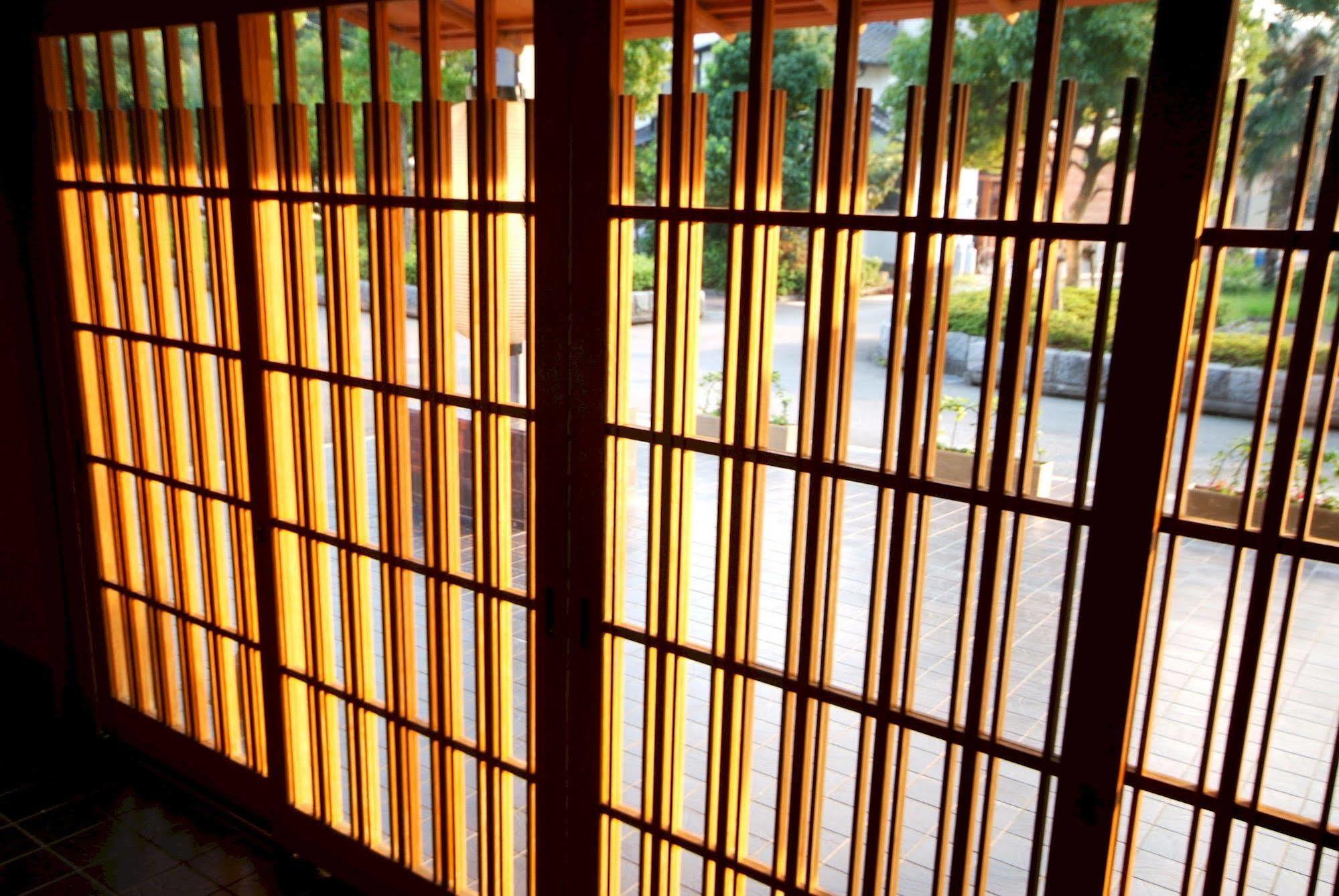 Onishiya Suishoen Toyooka  Buitenkant foto